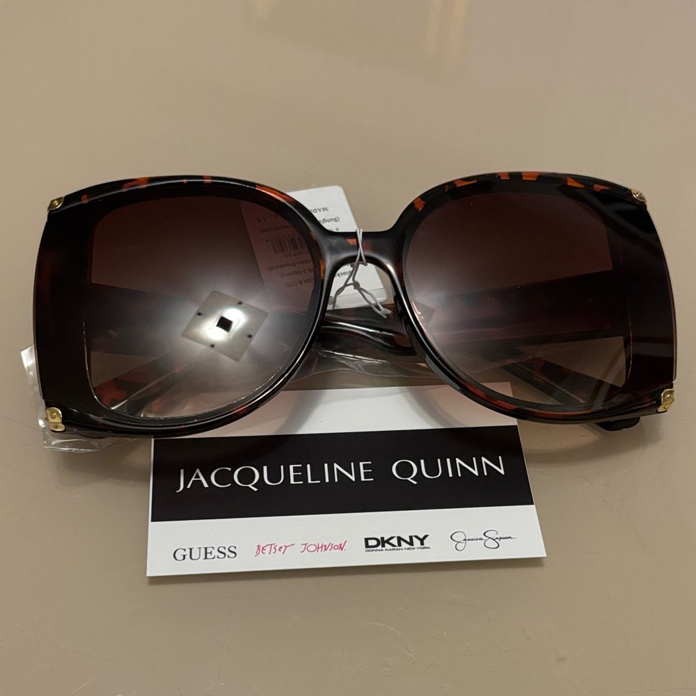 Jacqueline Quinn Women’s Tortoiseshell Sunglasses with Brown Lenses